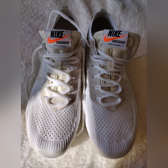 Nike Off White Vapor Max - Picture 3 of 10